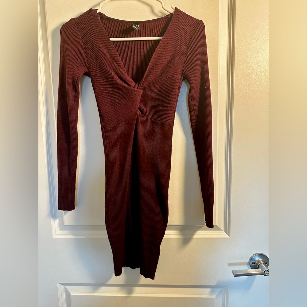 Windsor Burgundy Deep Maroon Red Twist Front Ribbed Knit Mini Dress - Picture 5 of 7